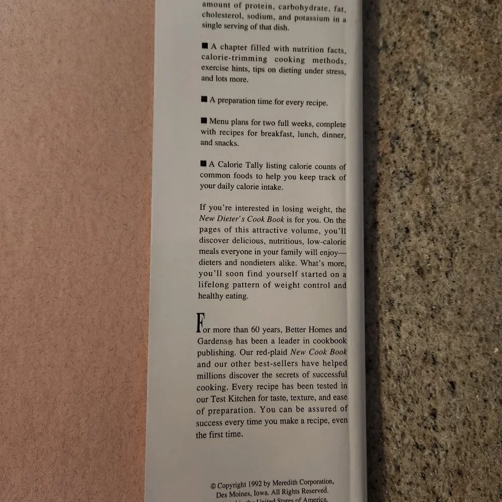 Better Homes and Gardens Dieter's Cookbook Hardcover